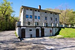 ASSOCIAZIONE CARLO RASPERINI ONLUS DI PIACENZA - Interventi strutturali presso Casa scout di Spettine